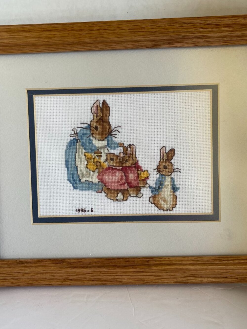 VTG 1996 Needlepoint Embroid. Art Beatrix Potter Peter Rabbit Family Framed NUR